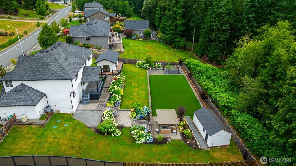 Photo of 11001 204th Avenue SE, Snohomish, WA 98290 (MLS # 2405412)