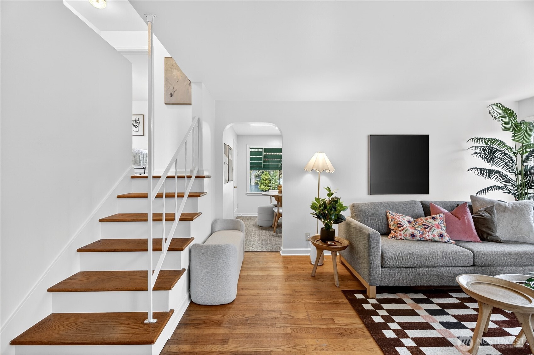 10016 13th Avenue NW