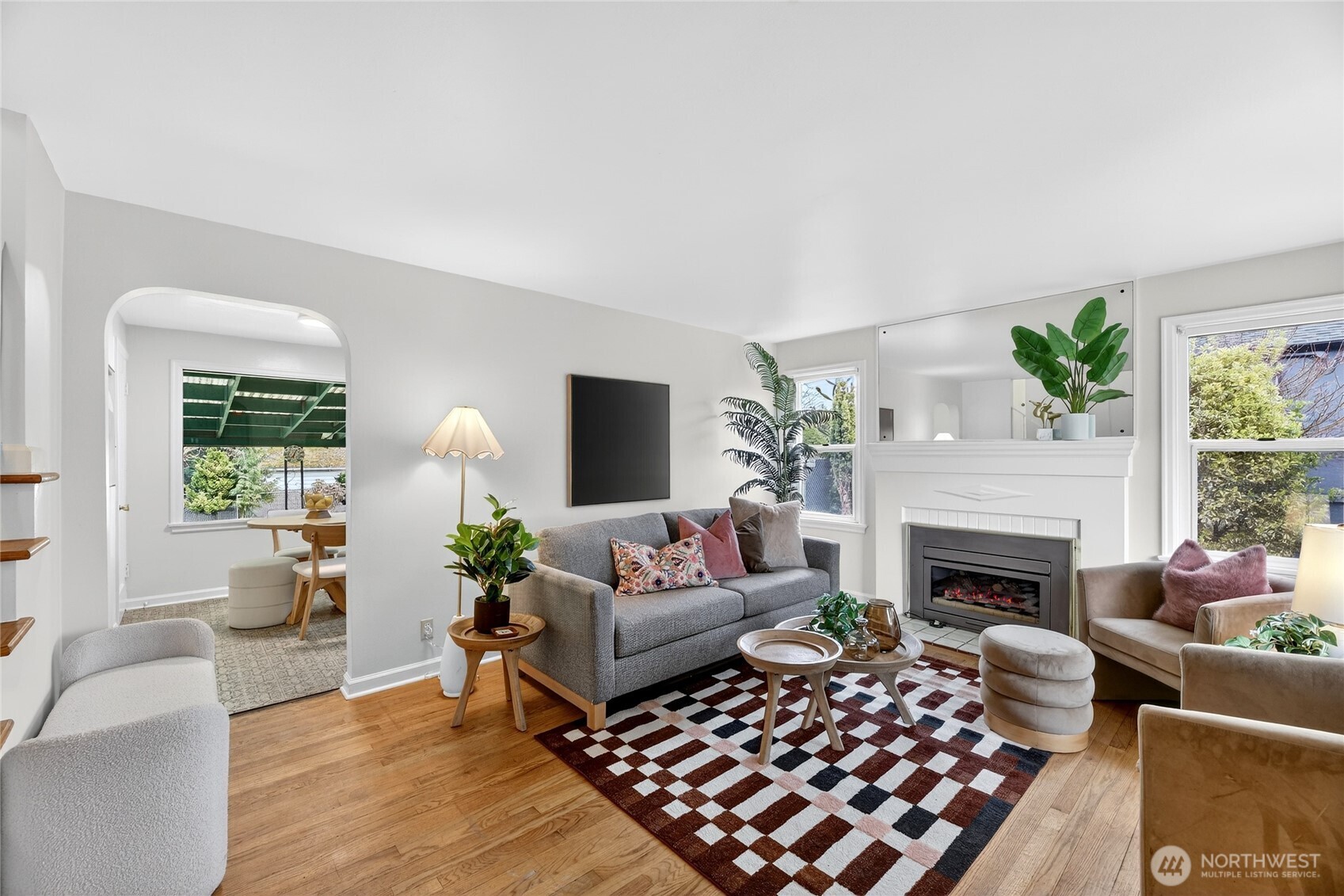 10016 13th Avenue NW