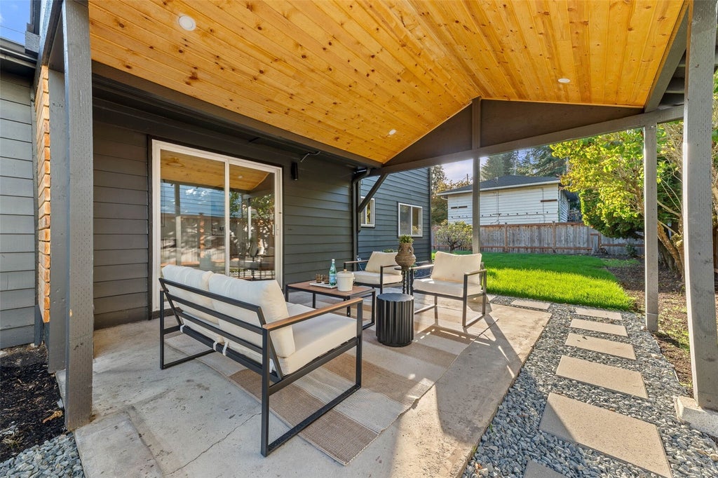 Photo of 16301 Wallingford Avenue N, Shoreline, WA 98133 (MLS # 2597682)
