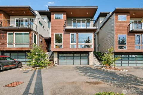Photo of 8710 112th Avenue NE, Kirkland, WA 98033 (MLS # 2572474)