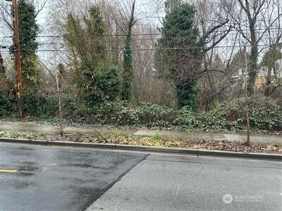 Photo of 2800 S Orcas Street, Seattle, WA 98108 (MLS # 2570526)