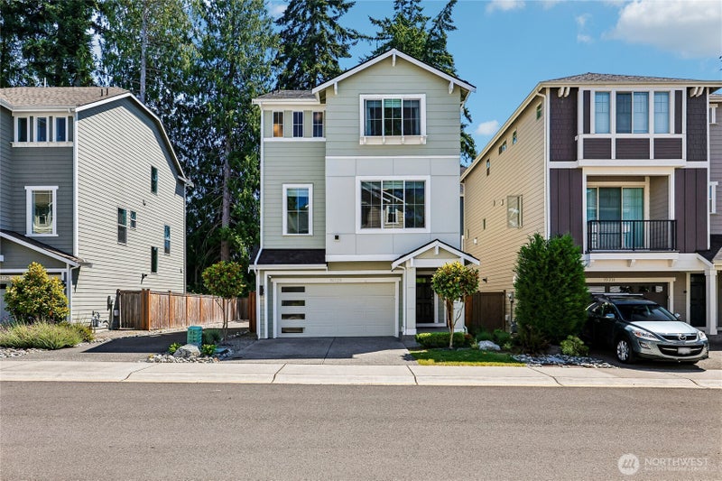 19729 Meridian Place W