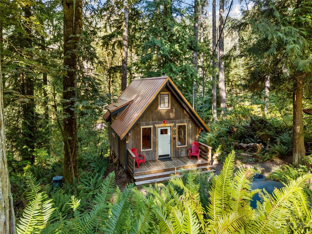 Photo of 52605 Mason Place, Gold Bar, WA 98251 (MLS # 2294012)