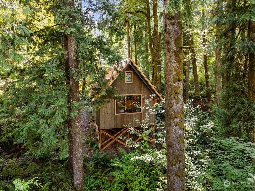 Photo of 52605 Mason Place, Gold Bar, WA 98251 (MLS # 2294012)