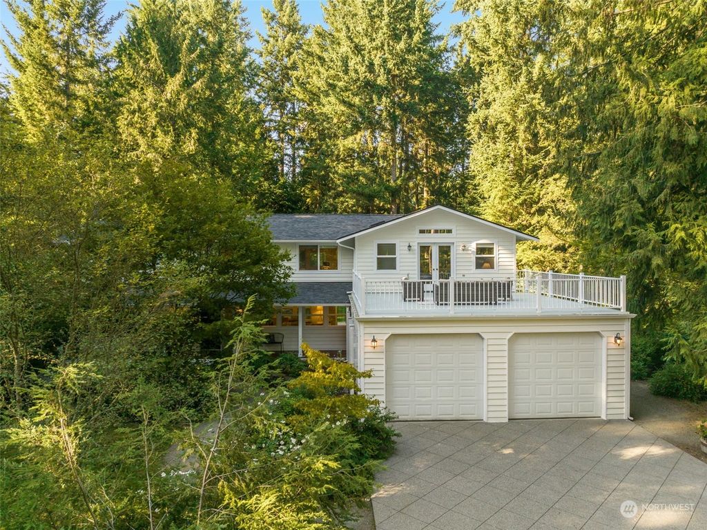 Photo of 22858 NE 64th Street, Redmond, WA 98053 (MLS # 2158099)