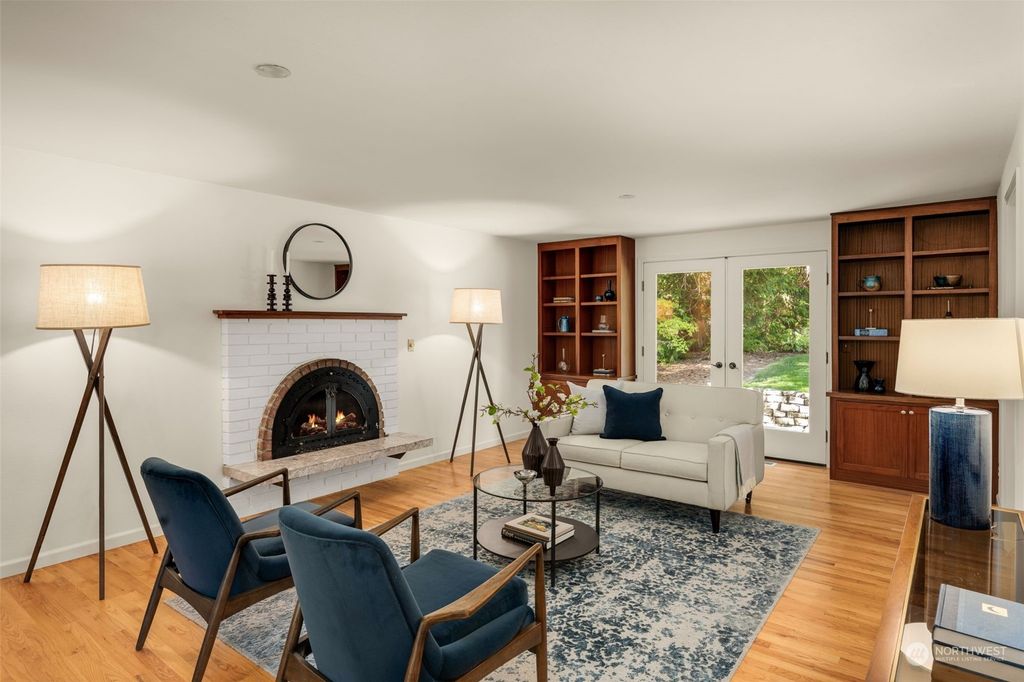 Photo of 22858 NE 64th Street, Redmond, WA 98053 (MLS # 2158099)