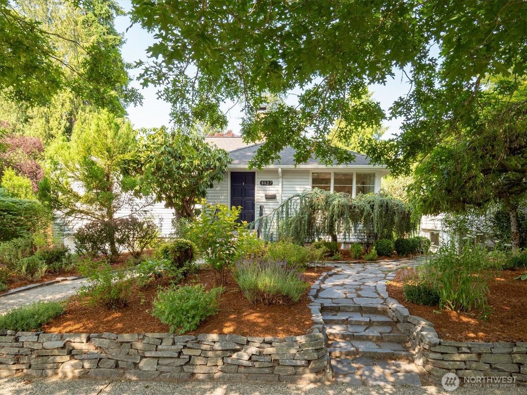 Photo of 8027 40th Avenue NE, Seattle, WA 98115 (MLS # 2397522)