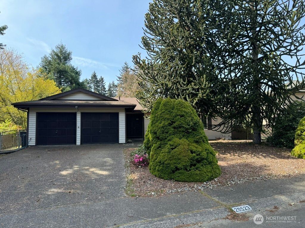 Photo of 29523 4th Avenue S, Federal Way, WA 98003 (MLS # 2469262)