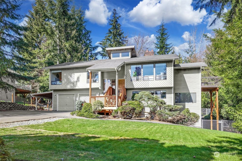 Photo of 11327 20th Street NE, Lake Stevens, WA 98258 (MLS # 2051171)