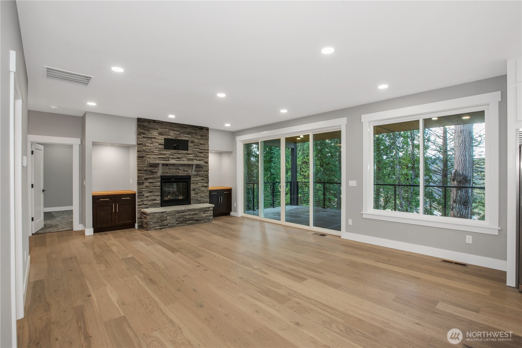 6145 Lake Saint Claire Drive SE