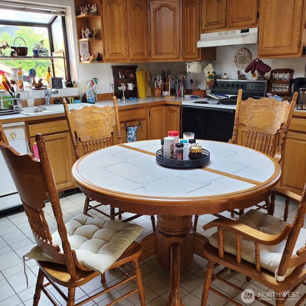 Photo of 15248 Dayton Ave Avenue N, Shoreline, WA 98133 (MLS # 2449500)