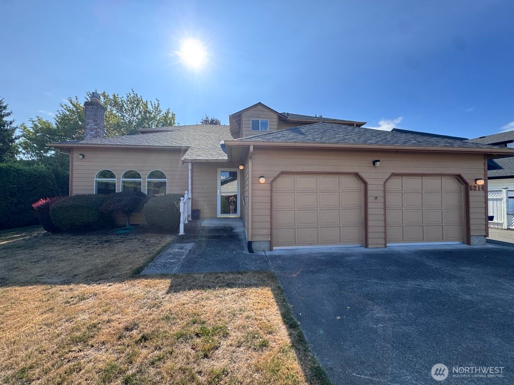 Photo of 6214 152nd Avenue Ct E, Sumner, WA 98390 (MLS # 2563755)