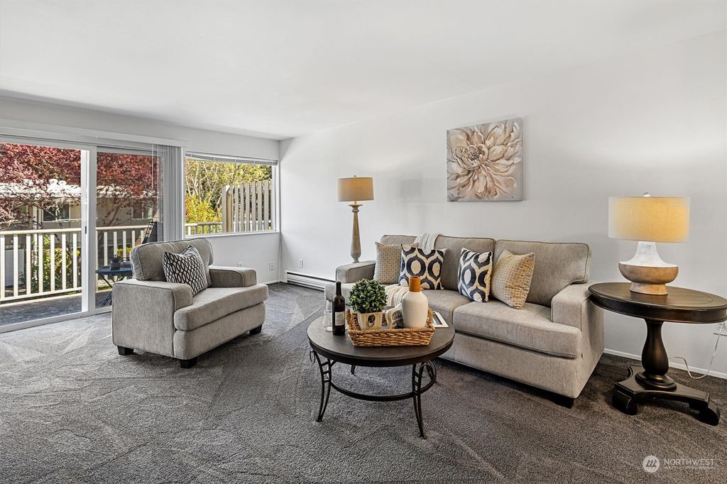 Photo of 5712 122nd Place SE #248, Bellevue, WA 98006 (MLS # 2228003)