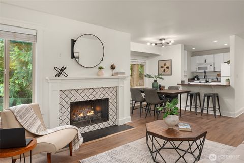 Photo of 14618 NE 81st St St, Redmond, WA 98052 (MLS # 2496834)