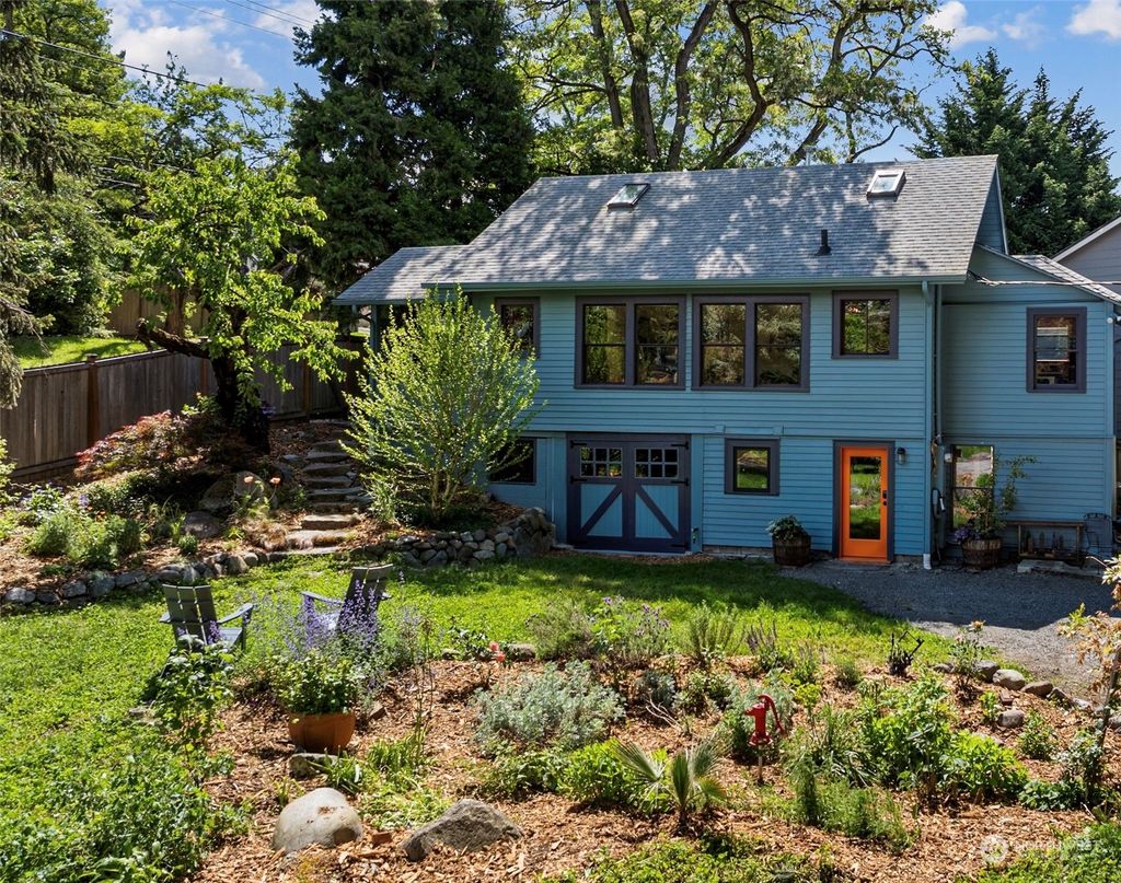 Photo of 4021 Renton Avenue S, Seattle, WA 98108 (MLS # 2244556)