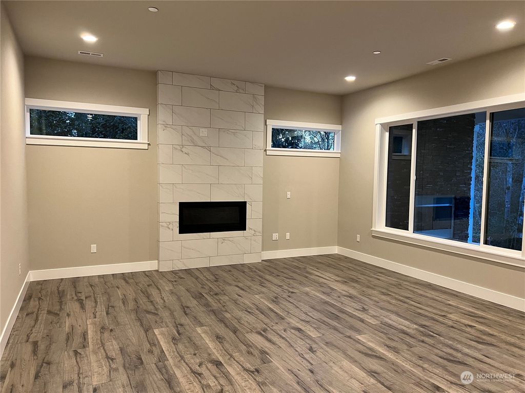 Photo of 20131 136th Avenue NE, Woodinville, WA 98072 (MLS # 1998722)