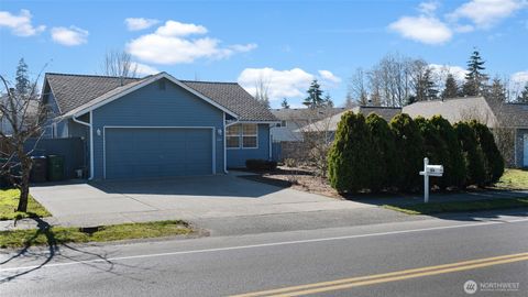 Photo of 124 W Lippert Drive, Port Orchard, WA 98366 (MLS # 2486278)