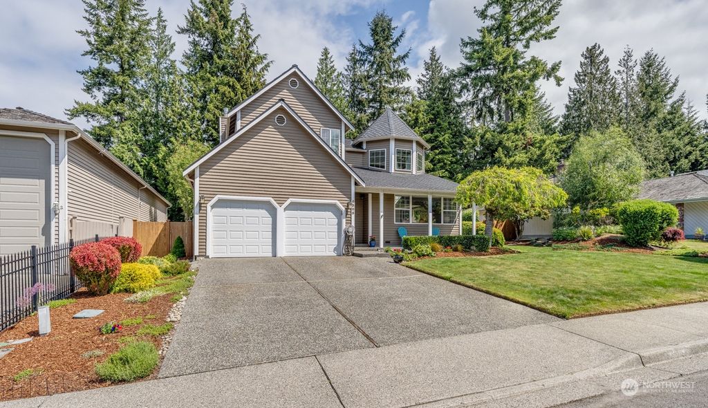Photo of 6305 137th Place SW, Edmonds, WA 98026 (MLS # 2068297)