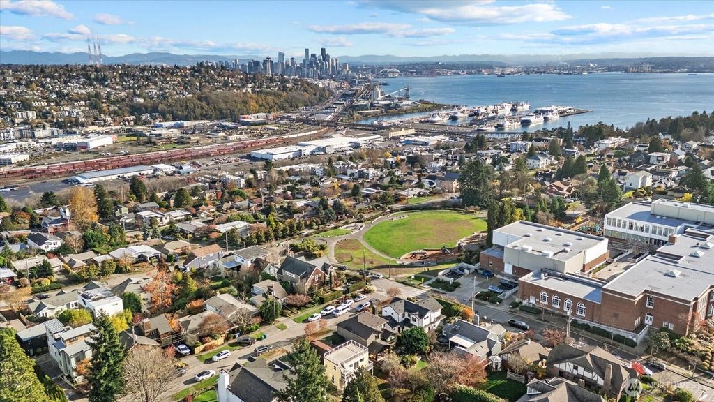 Photo of 2515 27th Avenue W, Seattle, WA 98199 (MLS # 2456478)