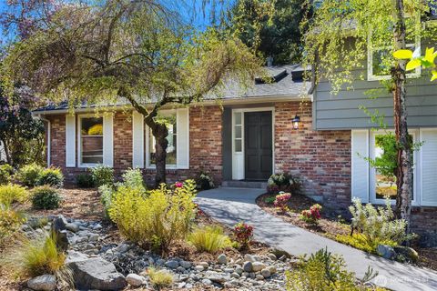 7209 76th Avenue SE Mercer Island WA 98040