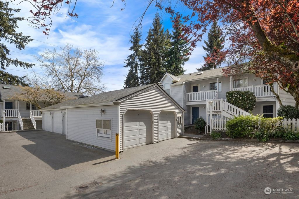 Photo of 12369 SE 41st Lane #52, Bellevue, WA 98006 (MLS # 2221684)