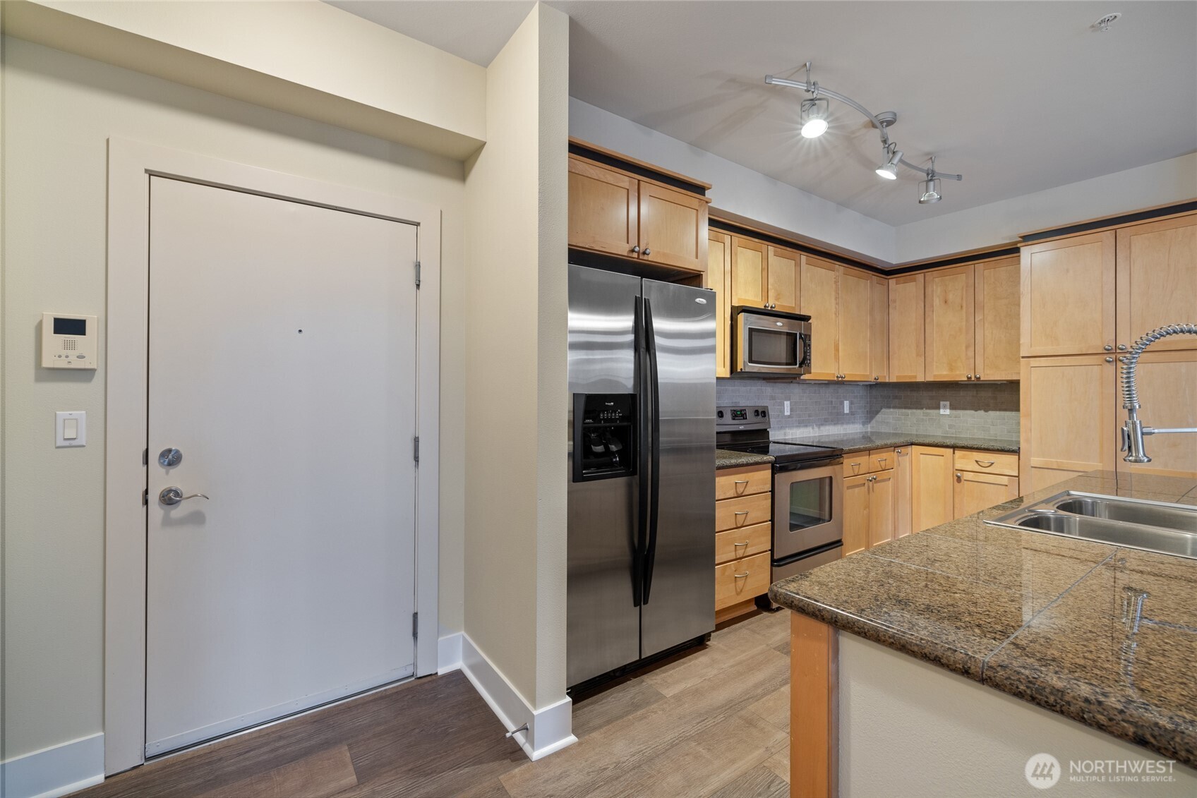 1501 Tacoma Avenue S 408
