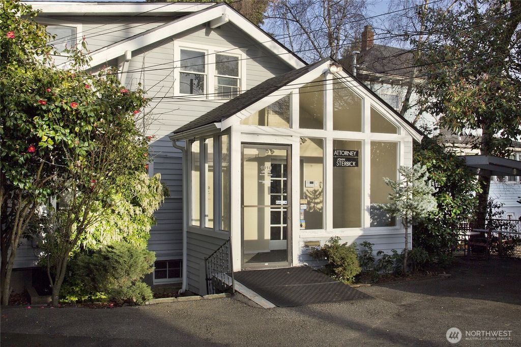 Photo of 1010 S i Street, Tacoma, WA 98405 (MLS # 2491352)