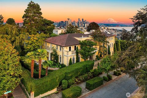 Photo of 623 W Highland Drive, Seattle, WA 98119 (MLS # 2492983)