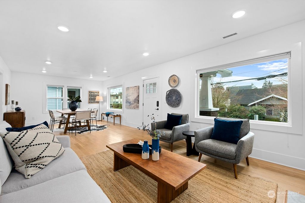 Photo of 902 NE 62nd Street, Seattle, WA 98115 (MLS # 2209671)