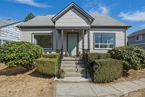 Photo of 1709 S 35th Street, Tacoma, WA 98418 (MLS # 2576064)