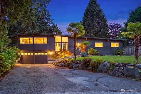 Photo of 22022 78th Place W, Edmonds, WA 98026 (MLS # 2562518)
