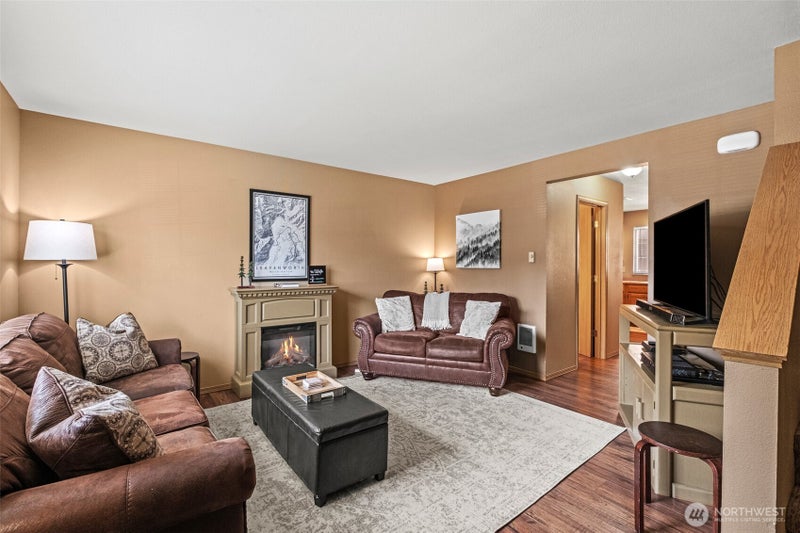 475 Alpine Place 2