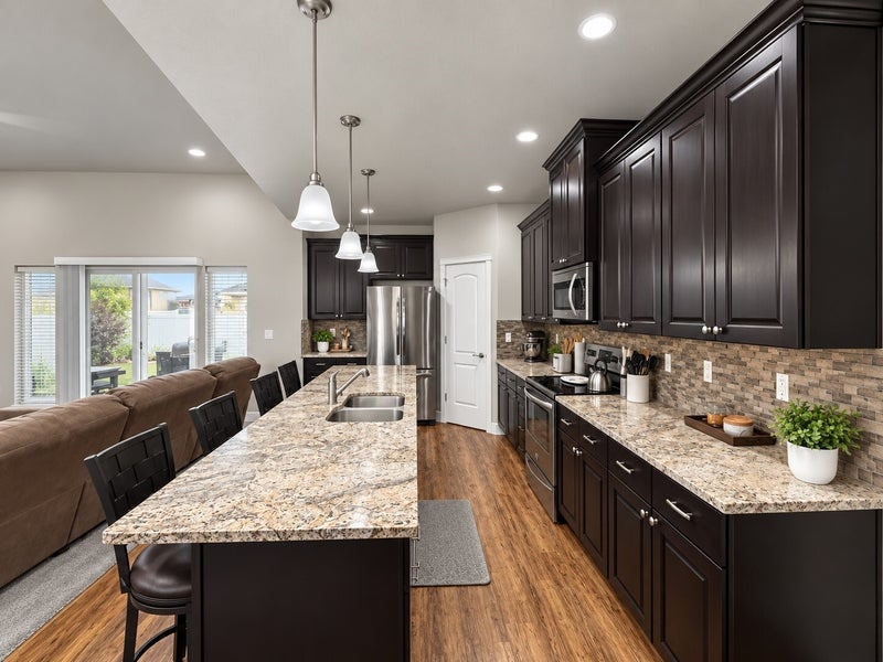 1515 E Palos Verdes Lane