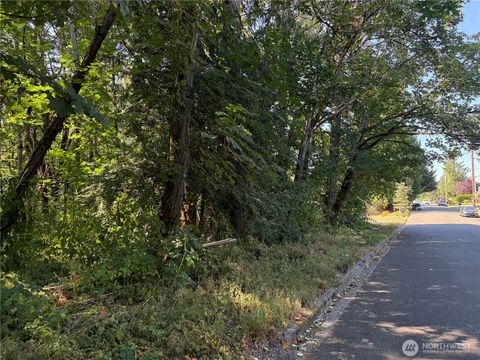 Photo of 32257 39th Avenue S, Federal Way, WA 98001 (MLS # 2465650)