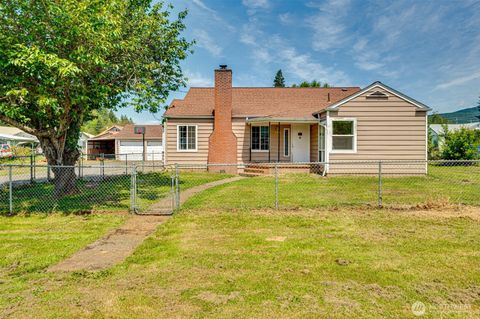 Photo of 136 Hope Street, Mossyrock, WA 98564 (MLS # 2527016)
