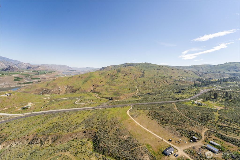 Photo of 0 NHN Haystack Drive, Orondo, WA 98843 (MLS # 2520937)