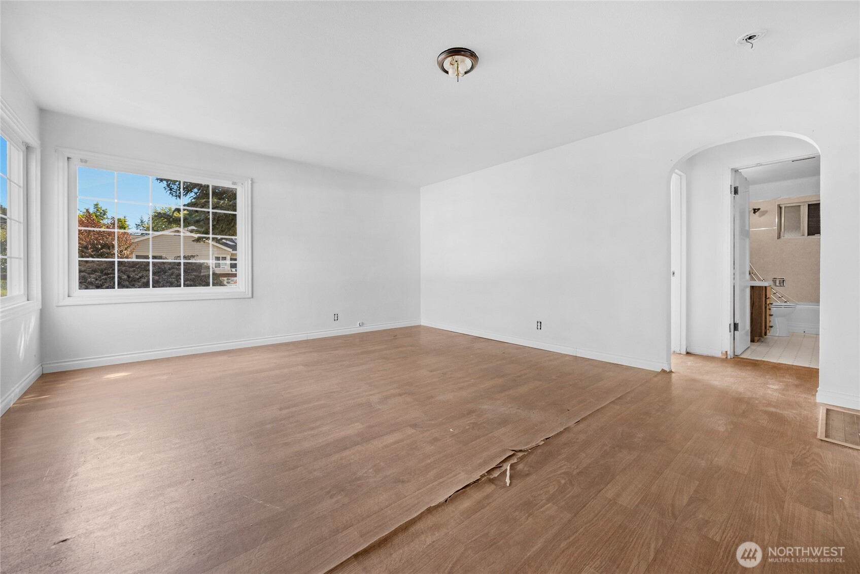 1629 S 6th Street
