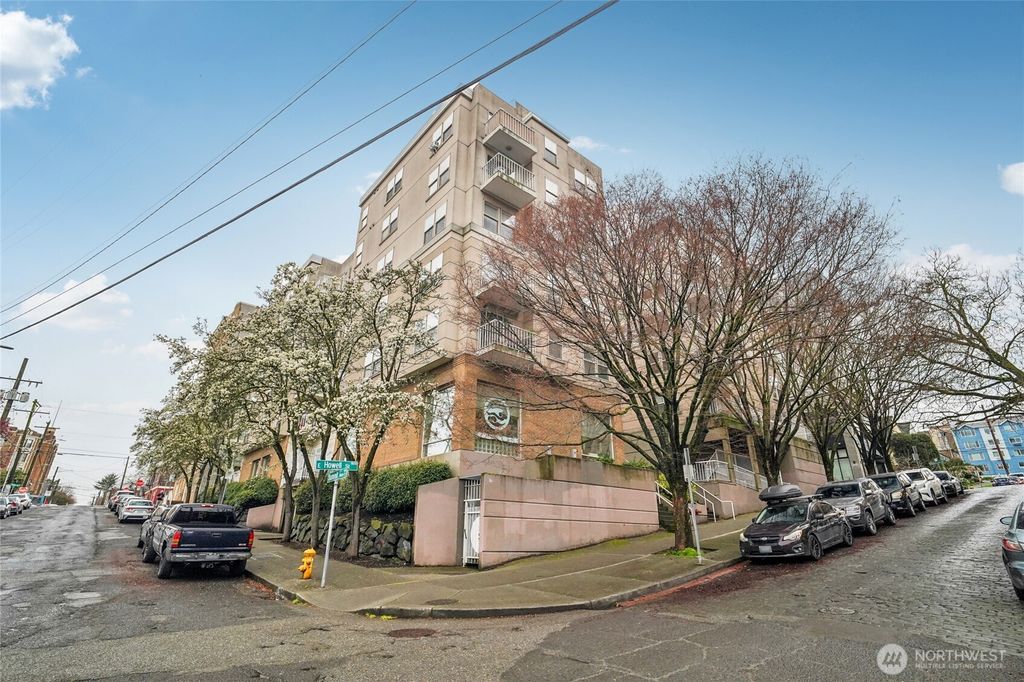 Photo of 506 E Howell Street #E109, Seattle, WA 98122 (MLS # 2493756)