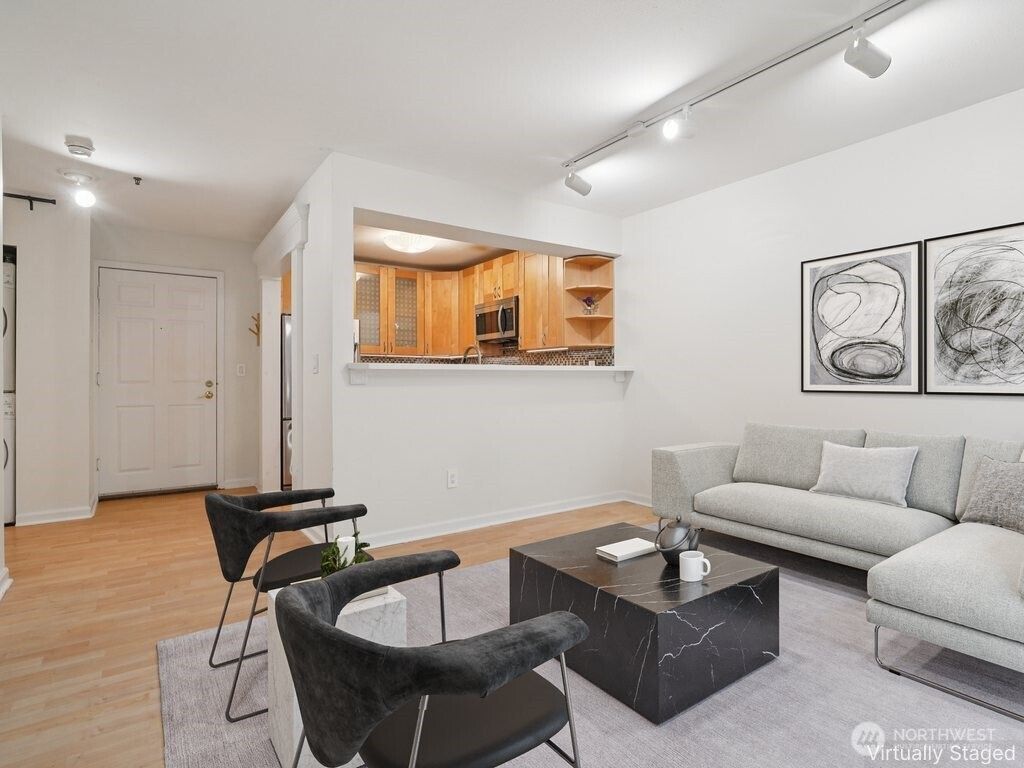 Photo of 506 E Howell Street #E109, Seattle, WA 98122 (MLS # 2493756)