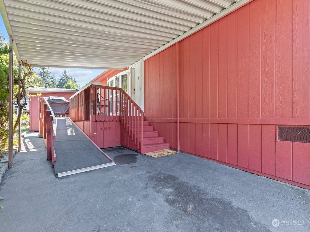 Photo of 5810 Fleming Street #73, Everett, WA 98203 (MLS # 2068833)