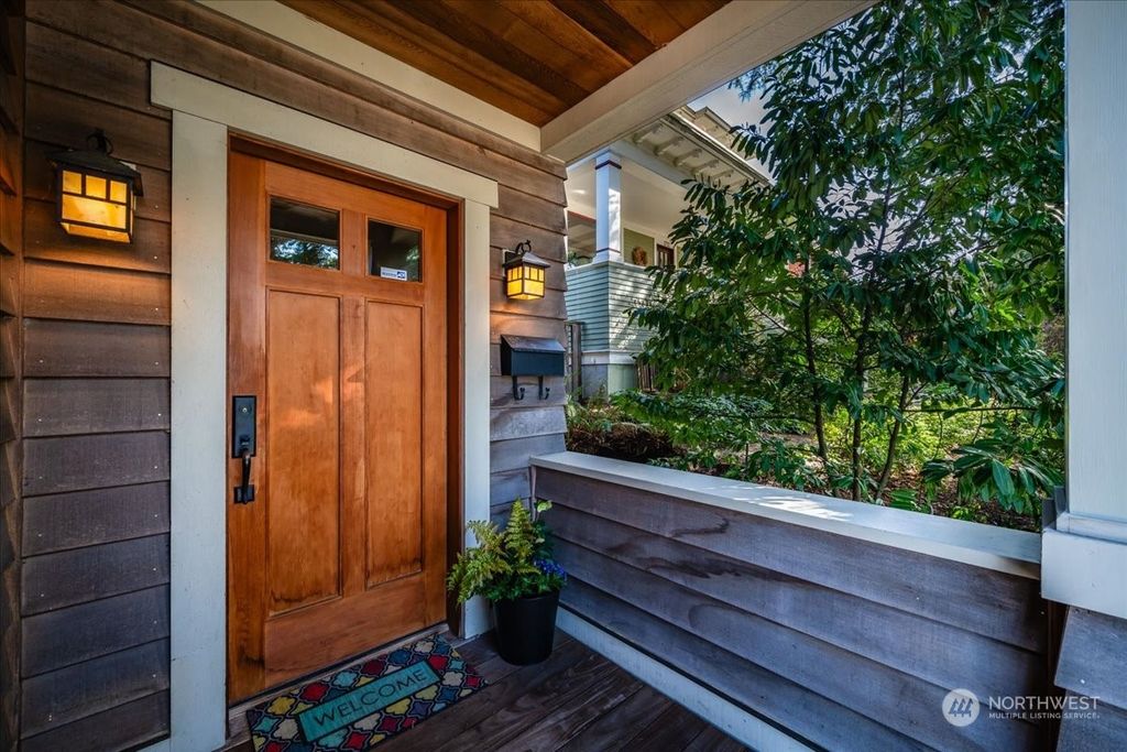 Photo of 1718 34th Avenue, Seattle, WA 98122 (MLS # 2213213)