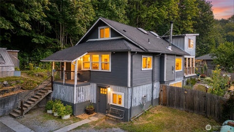 Photo of 7223 Nims Place, Concrete, WA 98237 (MLS # 2569710)
