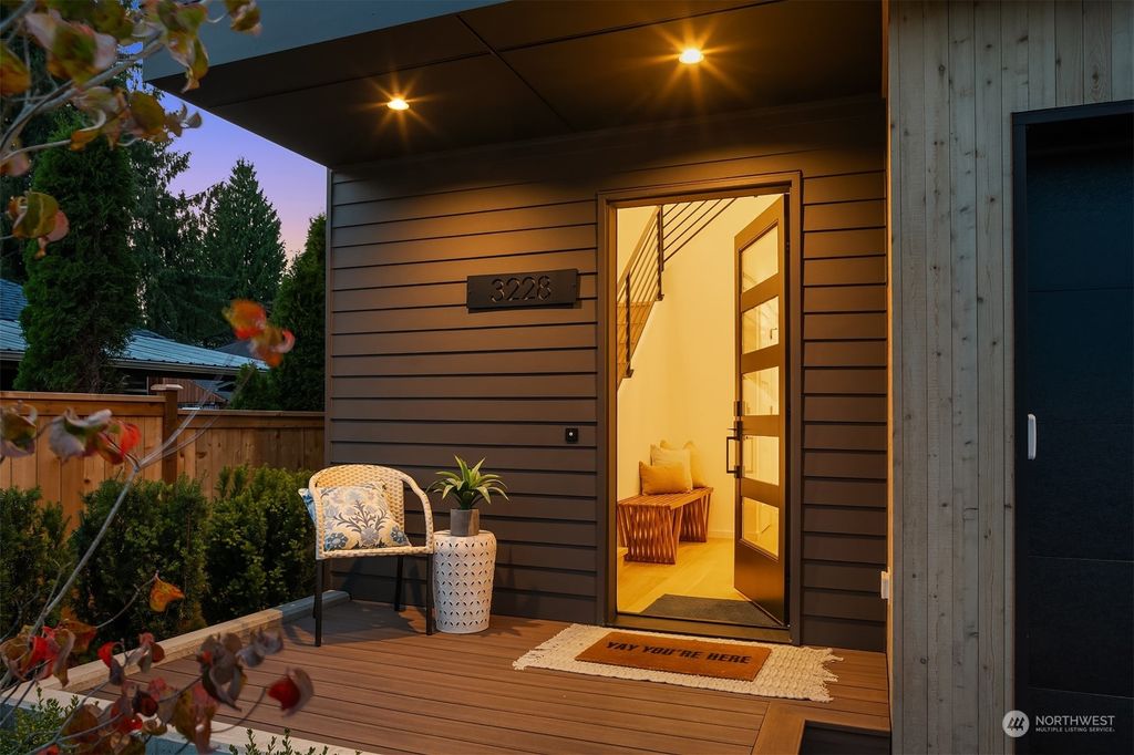 Photo of 3228 NE 86th Street, Seattle, WA 98115 (MLS # 2292347)