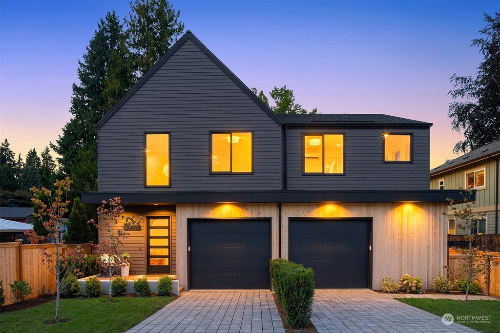 Photo of 3228 NE 86th Street, Seattle, WA 98115 (MLS # 2292347)