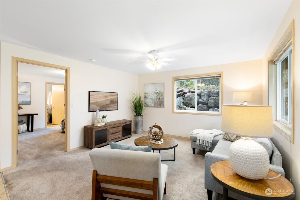 Photo of 7422 60th Place NE, Marysville, WA 98270 (MLS # 2169915)