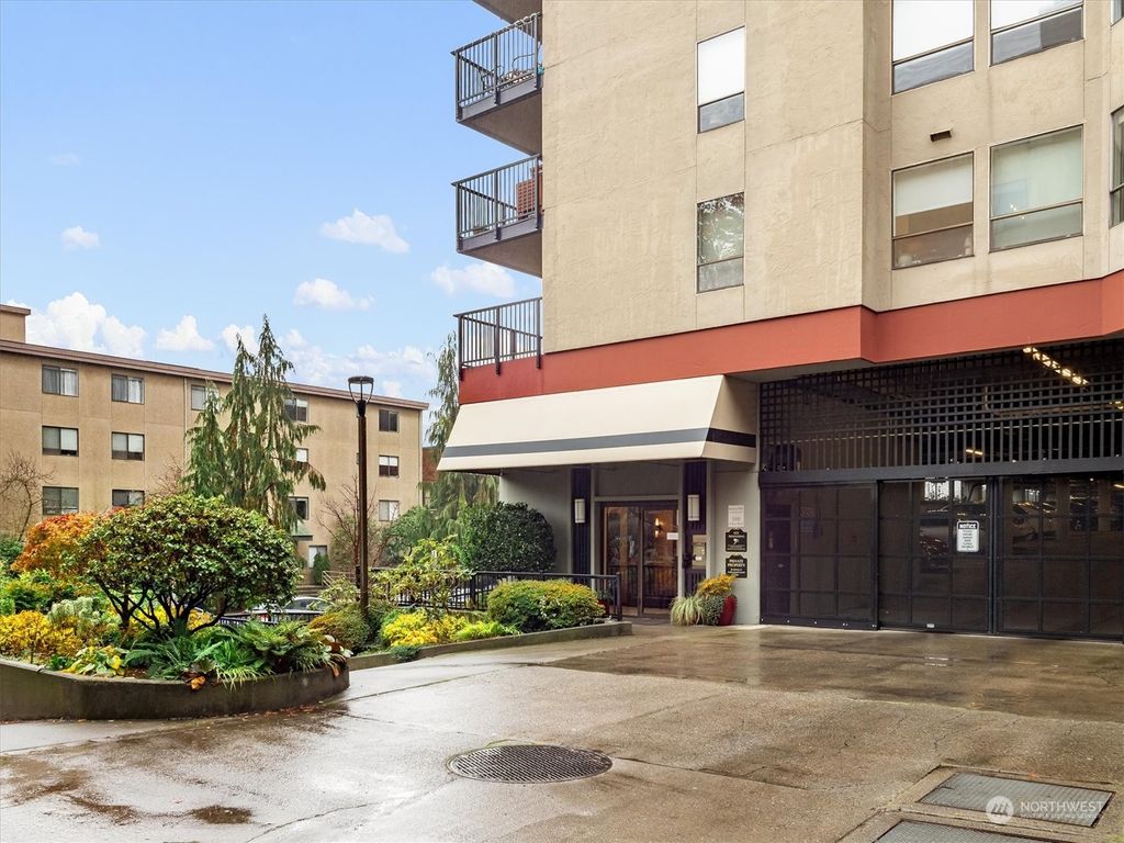 Photo of 500 W Roy Street #W403, Seattle, WA 98119 (MLS # 2183931)