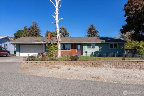 Photo of 741 Sunrise Drive, Omak, WA 98841 (MLS # 2586217)