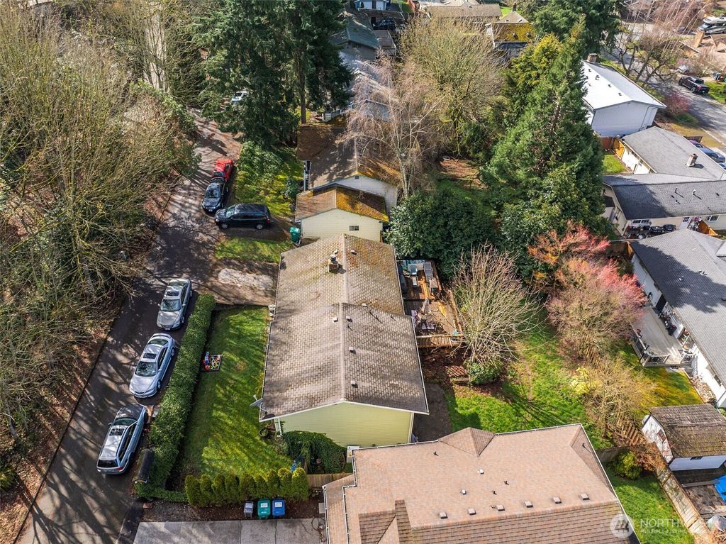 Photo of 28425 15th Place S, Federal Way, WA 98003 (MLS # 2500513)