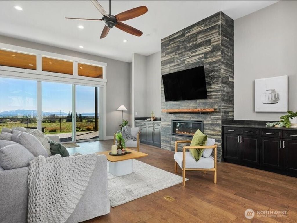 Photo of 2769 Jenjar Avenue, Ferndale, WA 98248 (MLS # 2504663)